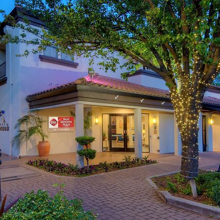 Best Western Plus Palm Court Hotel Davis Εξωτερικό φωτογραφία