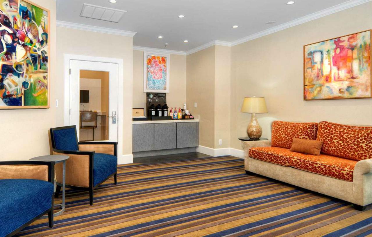 Best Western Plus Palm Court Hotel Davis Εξωτερικό φωτογραφία