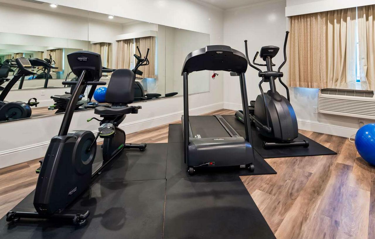 Best Western Plus Palm Court Hotel Davis Εξωτερικό φωτογραφία