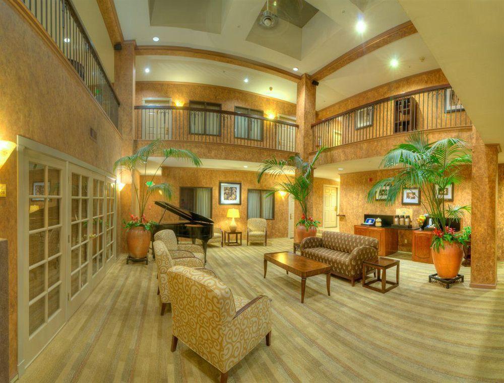 Best Western Plus Palm Court Hotel Davis Εξωτερικό φωτογραφία