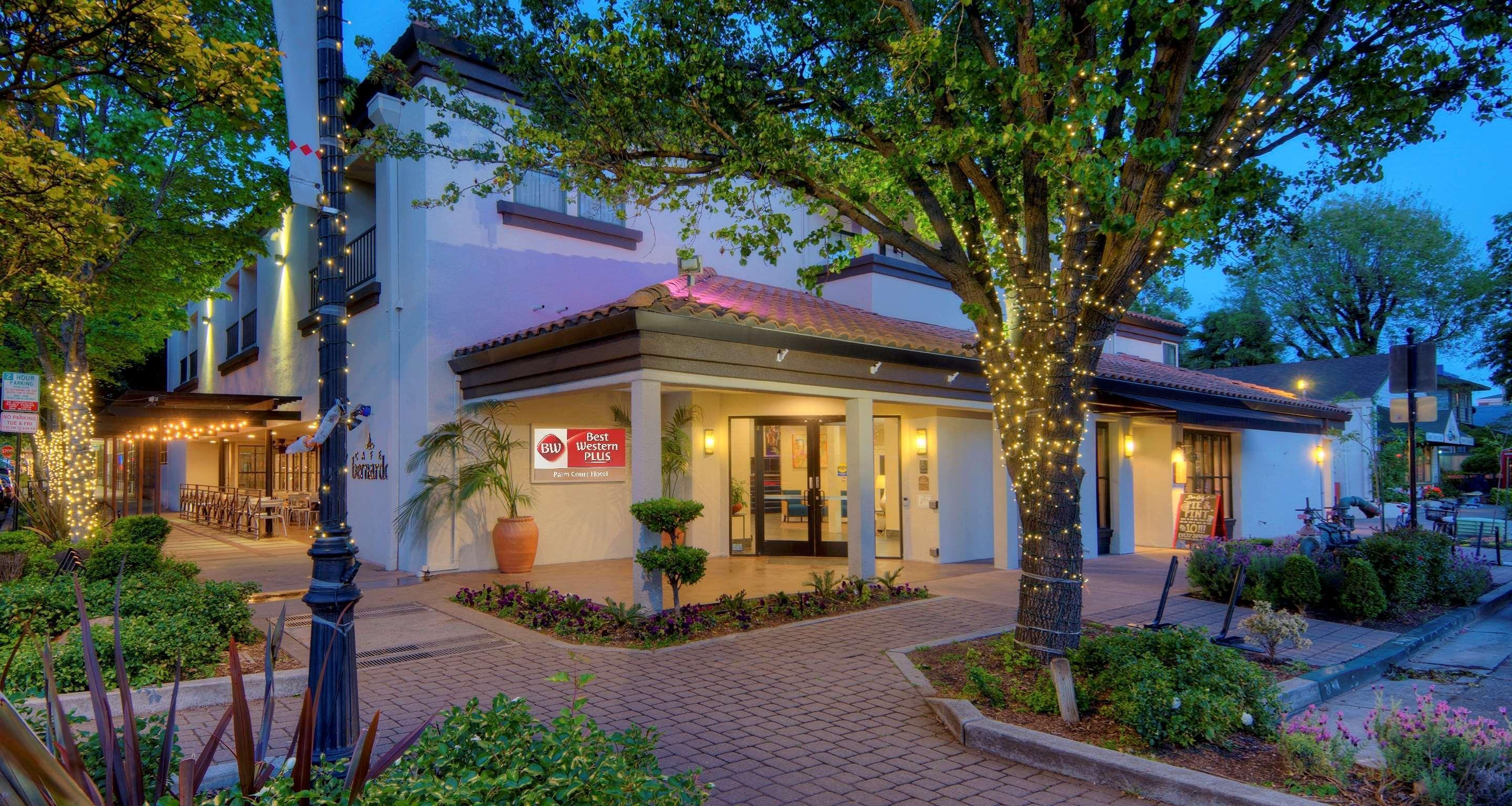 Best Western Plus Palm Court Hotel Davis Εξωτερικό φωτογραφία