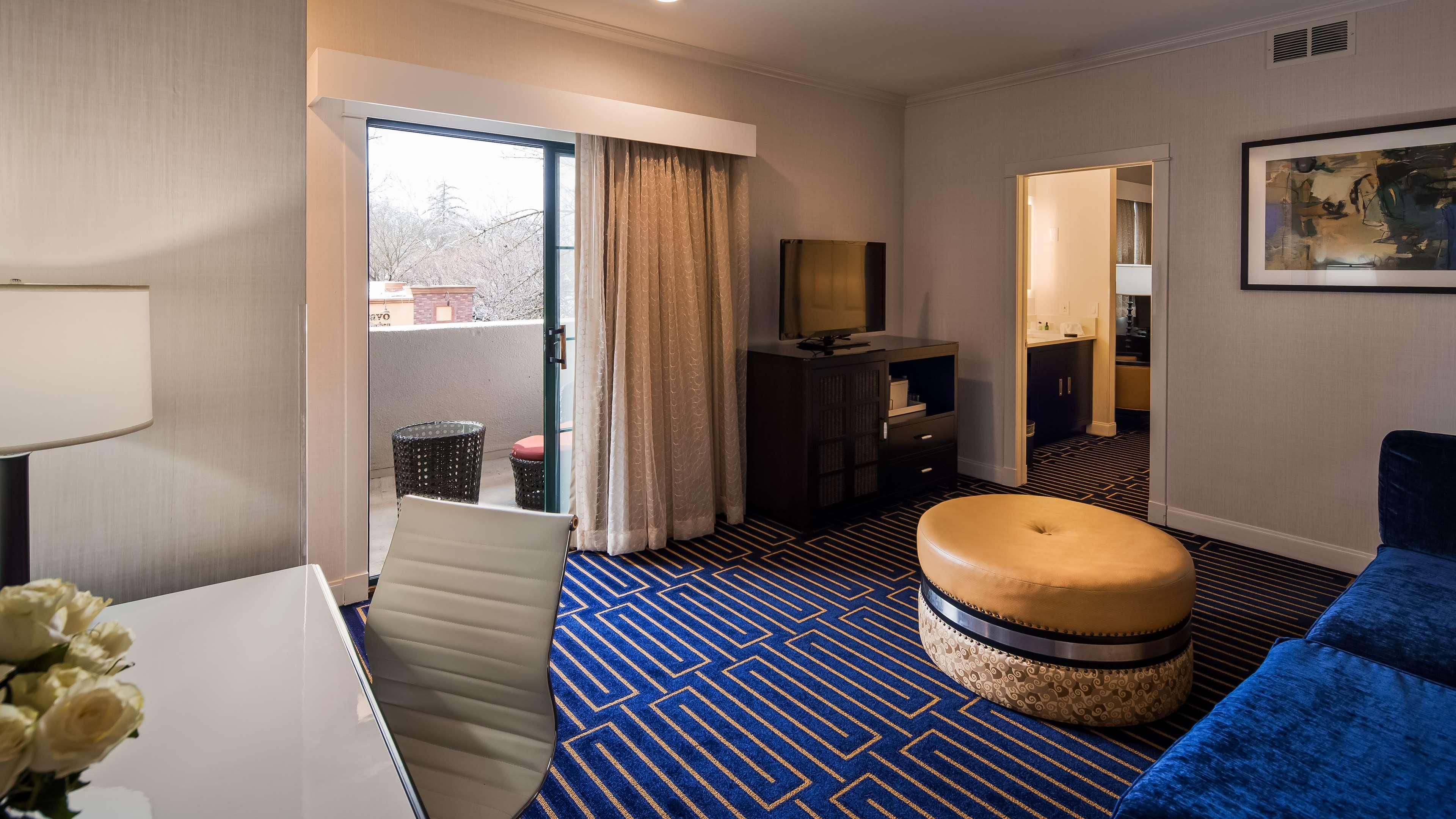 Best Western Plus Palm Court Hotel Davis Εξωτερικό φωτογραφία