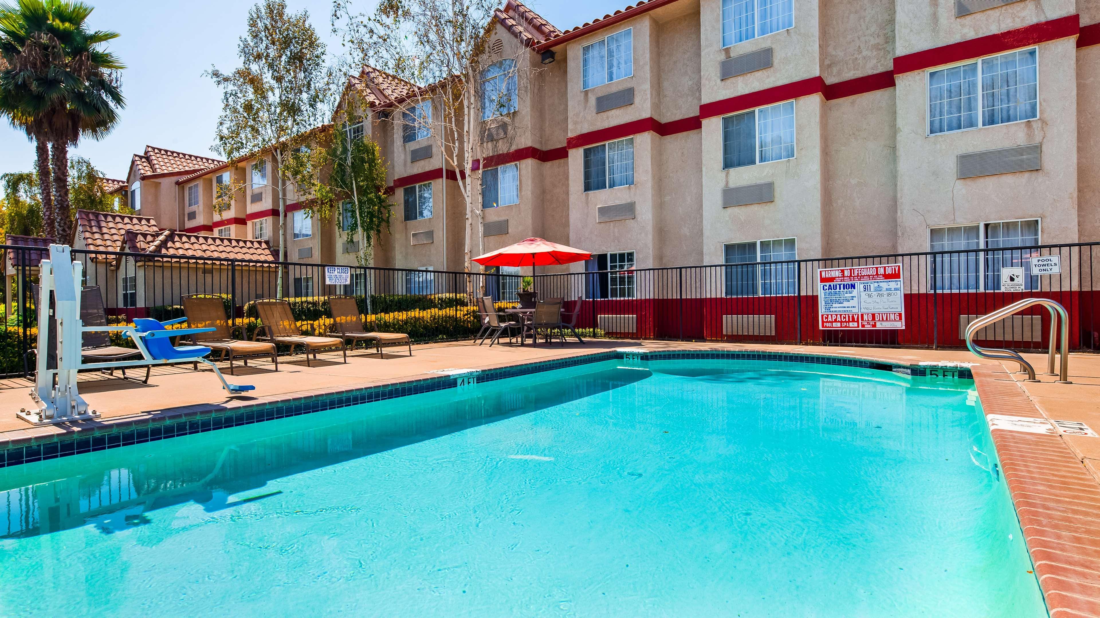 Best Western Plus Palm Court Hotel Davis Εξωτερικό φωτογραφία