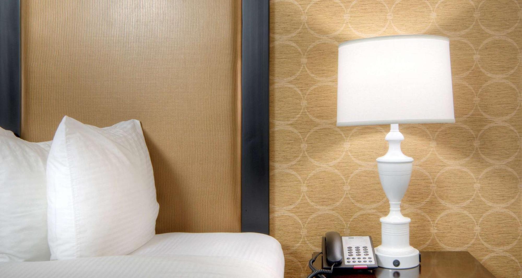 Best Western Plus Palm Court Hotel Davis Εξωτερικό φωτογραφία