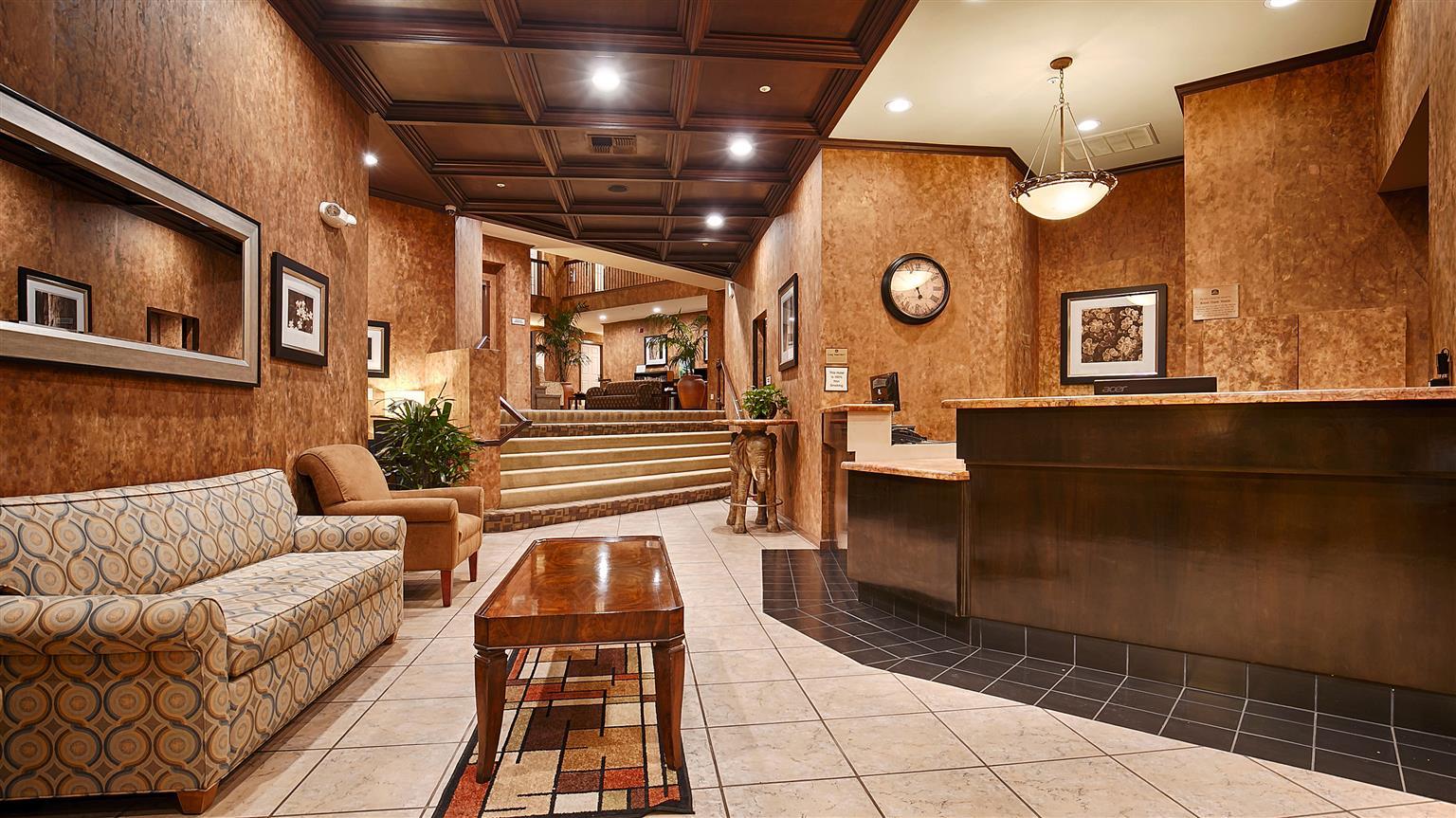 Best Western Plus Palm Court Hotel Davis Εξωτερικό φωτογραφία